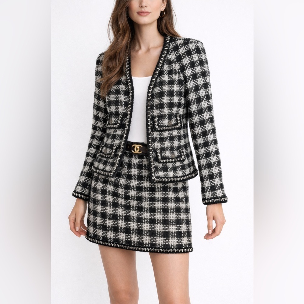 Chanel Black Silver Jacket & Skirt set CC Gripoix buttons Wool blend Vintage 40